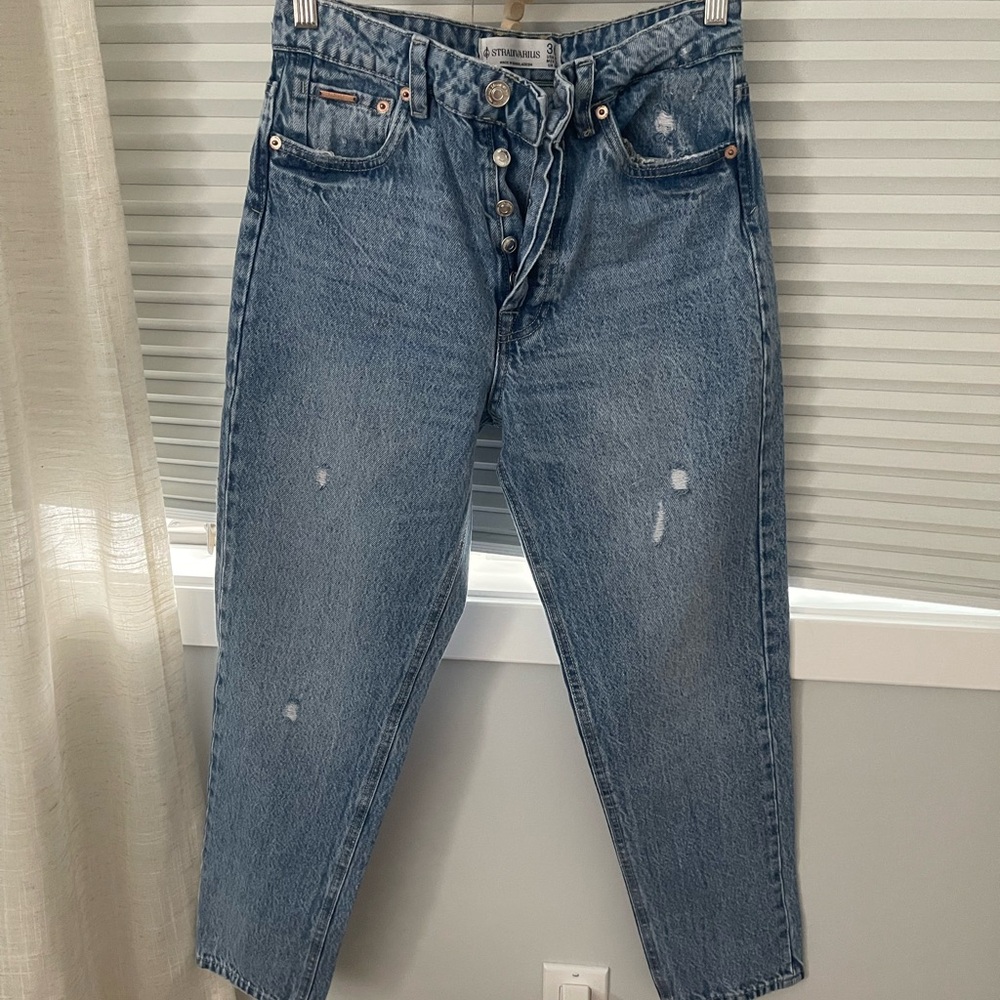 Stradivarius Blue High Rise Jeans with Relaxed Fit